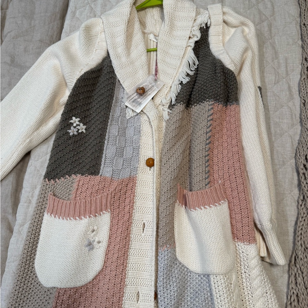 LoveschackFancy Franco Cardigan in morning dew, Multicolor Patchwork Cardigan - Picture 6 of 14